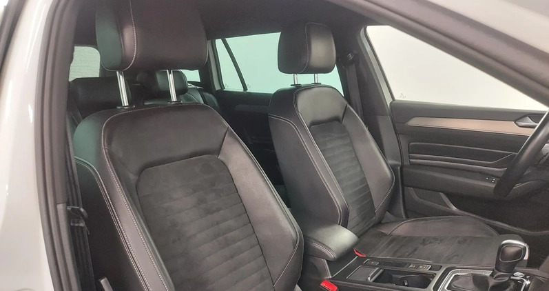 Volkswagen Passat cena 91000 przebieg: 154265, rok produkcji 2021 z Stęszew małe 497